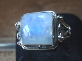 Elegant Moonstone Square Ring 925 Sterling Silver Solid and Heavy Sz 7.5 - £17.70 GBP