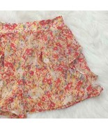 BCBGeneration abstract floral ruffle tap short - $505.17 MXN