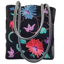 BUENO Embroidered Floral Black Velvet 3 Pocket Purse Tote Handbag Access... - $232.73 MXN