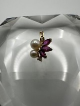 Vintage 14k Yellow Gold Diamond Pearl Ruby Necklace Pendant 1.7cm 1.69g - £118.68 GBP