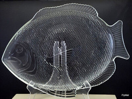 Oven Proof USA Fish Serving Platter Clear Glass 15.5in x 11.5in Large Figural - £26.57 GBP