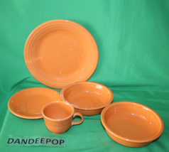5 Piece Orange Fiesta Ware Dinnerware Plates Bowls And Mug - £54.52 GBP