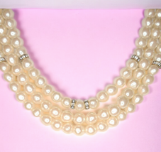 Vintage Triple Strand Faux Champagne Gradient Pearl Rhinestone 16&quot; Necklace - £6.74 GBP