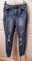 Wax Jean Women&#39;s Jeans Size: 7/28 Denim Ladies CUTE NICE Distress Cropped - £13.97 GBP