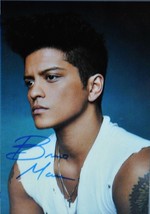 BRUNO MARS SIGNED Photo - Peter Gene Hernandez - Doo-Wops &amp; Hooligans, Just the  - £134.67 GBP