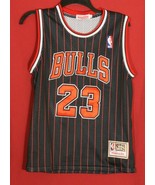 Chicago Bulls MICHAEL JORDAN #23 Mitchell Ness Pinstripe Men’s L Jersey - £81.74 GBP