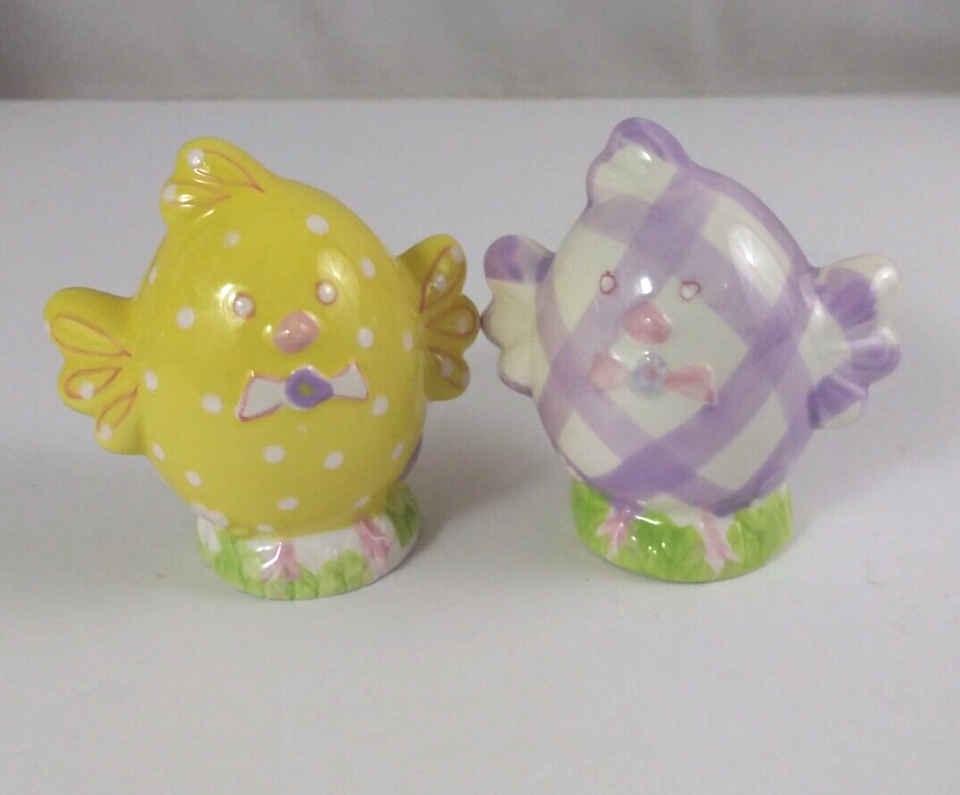 Vintage Essential Home Kmart Easter Chicks 3&quot; Salt &amp; Pepper Shakers - $11.87