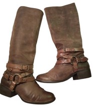 Ginni Bini Women&#39;s Knee High Boots 10M Soft Leather Brown 1&quot; Heel Buckles - £43.61 GBP