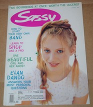 SASSY Magazine April 1994  Two Boyfriends at Once, Shop Like a Pro, Star... - $952.79 MXN