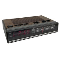 GE Digital Alarm Clock AM FM Radio Faux Woodgrain Model 7-4624B Tested W... - £14.73 GBP