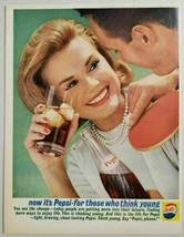 1962 Print Ad Pepsi Cola Soda Pop Pretty Lady &amp; Man Drink from Bottle &amp; Glass - $13.00