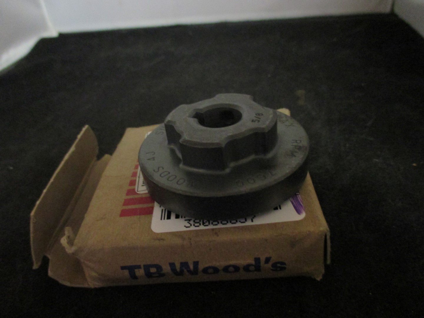 NEW  4J58 Flange Bushing 5/8&quot; Bore - $16.90