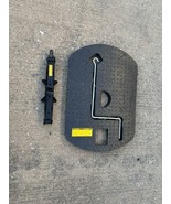 2006 - 2013 LEUXS IS250 IS350 EMERGENCY SPARE TIRE JACK &amp; FOAM KIT SET OEM - $1,292.67 MXN