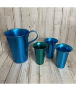 Vintage Mid-Century Aluminum Blue Pitcher w/ 3 Multi-Color Glasses - €30,56 EUR