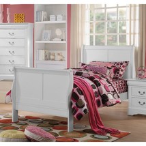 ACME Louis Philippe III Full Bed in White - $443.34