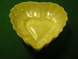 Great Belleek 4&quot; Heart Bowl 3rd Green Mark/6th Period...Sale...Free Postage Usa - £21.28 GBP