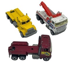 Hot Wheels Semi Work Tow Truck Lot Metal Toy - $12.00