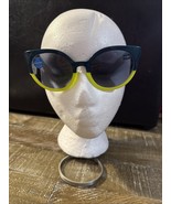 Peepers Womens Reading Sunglasses 1.50 - $81.33 CAD