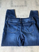 Maurices Womens sz Medium Jeans Blue Denim Dark Wash Faded Skinny Zip Cl... - $25.85