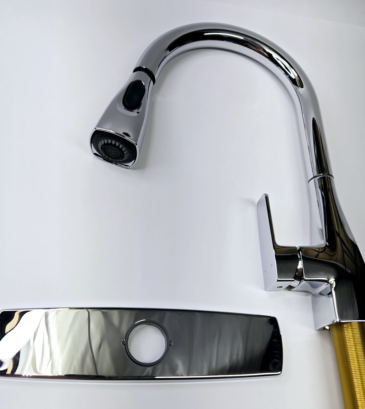 Moen CFG 76162 Slate One Handle High Arc Pulldown Kitchen Faucet - Chrome - $80.90