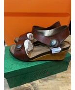 Corkys Elite Back Door Brown Leather Wedge Sandal, Womens Size 11 - $60.88 CAD
