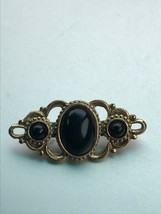 Vintage Ornate Goldtone w Oval Black Plastic Flanked by Tiny Round Cab Pin Brooc - £8.88 GBP