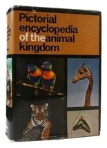 V. J. Stanek Pictorial Encyclopedia Of The Animal Kingdom 1st U.S. Edition 2nd - £41.56 GBP
