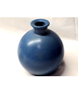 Vintage Unmarked Blue Pottery 4.5&quot; Round Ball Country Decor Vase - $18.98 CAD