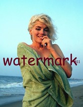 Marilyn Monroe Santa Monica Beach RE-COLORED Version Publicity Photo 8X10 - £6.98 GBP