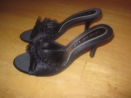 Lower East Side Ladies Black Lacey SLIP-ON 3&quot; HEELS-6-WORN ONCE-VERY Cute Dressy - £3.98 GBP