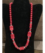 80’s Chunky Red Sphere &amp; Rectangle Shapes Beaded Statement Necklace - £9.30 GBP