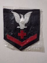 PHARAMIST'S MATE 3rd CLASS RATING BADGE FOR BLUES  E4  WW2 ISSUE :  KY20-2 - $12.67