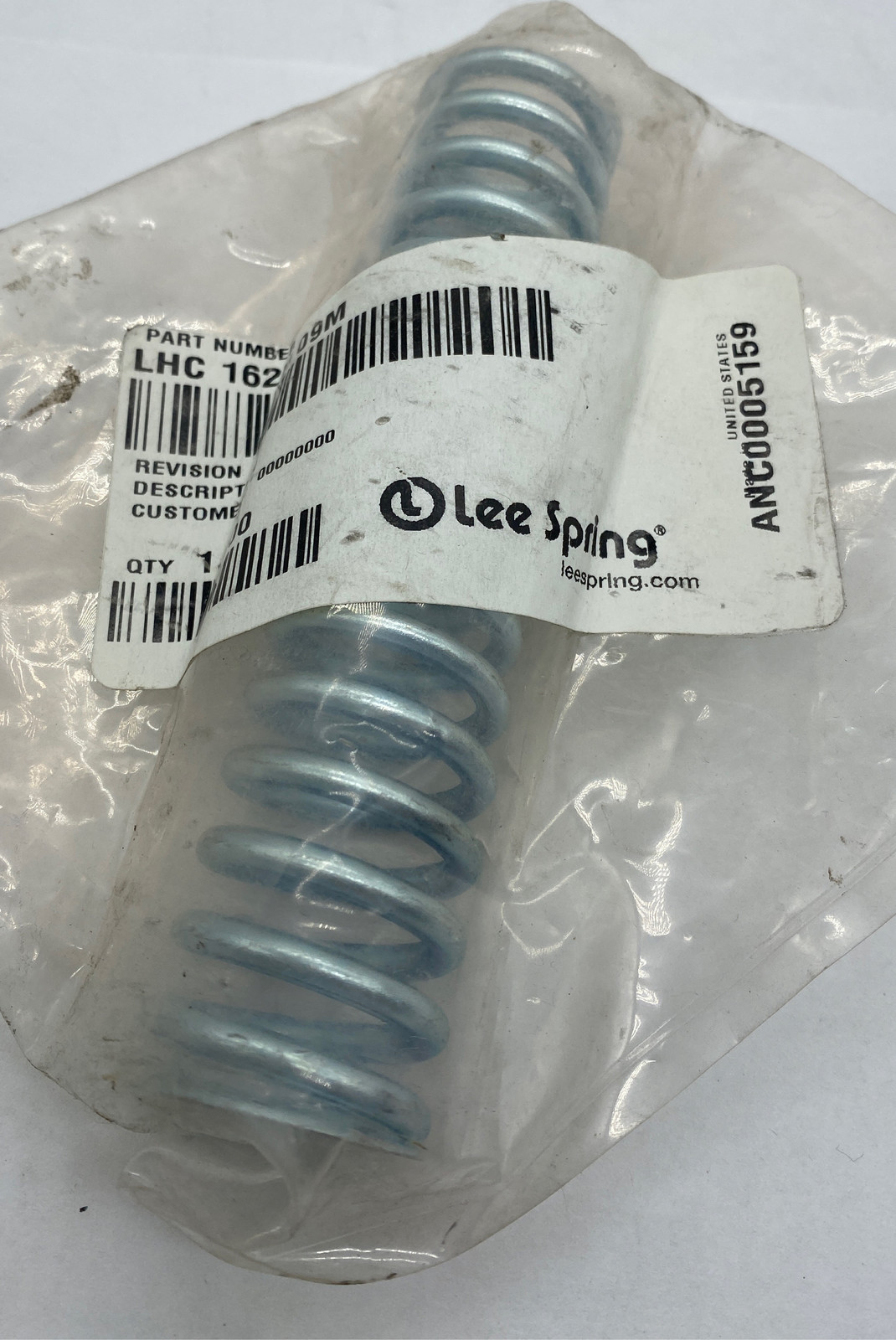 NEW Lee Spring LHC 162N 09M Compression Spring  - $10.92