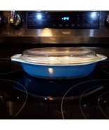 Vintage Pyrex Divided Dishe 1½-Qt Blue and Lid - $1,480.38 MXN