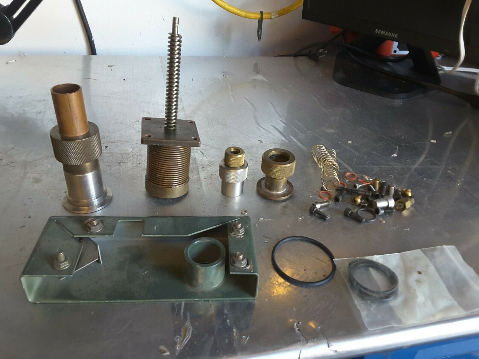 VEECO MKS HPS SPARE PARTS LOT NICE SALE $99 - $96.48