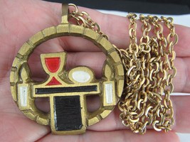 Terra Sancta Guild TSG Communion Alter Necklace Pendant Metal Gold tone - £10.22 GBP