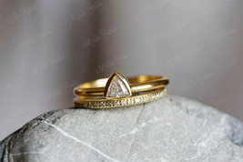 0.30Ct Trillion Cut Diamond Engagement Bridal Ring In 14k Yellow Gold Finish - £74.53 GBP