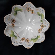 Vintage Scalloped and Footed Bowl Hand Painted 5.75&quot;  14.5cm Japan - £13.28 GBP