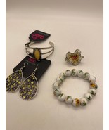 NWT Paparazzi Yellow &amp; Silver &amp; Sunflower Bracelet, Rhinestone Earrings ... - £15.57 GBP