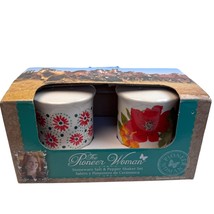 The Pioneer Woman Poinsettia Salt And Pepper Shaker Set Ceramic Floral Red Green - £17.93 GBP