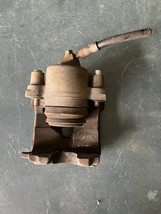 2002 02 VOLKSWAGEN BEETLE Diesel FRONT BRAKE CALIPER RH USED OEM - £37.28 GBP