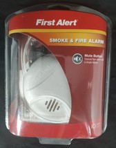 First Alert Smoke &amp; Fire Alarm with Mute Button 9v Battery SA303CN New Sealed - £10.22 GBP