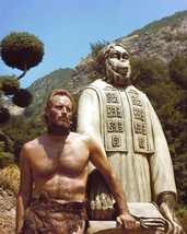 Charlton Heston in Planet of the Apes bare chested by Caesar Statue 16x20 Canvas - £55.94 GBP