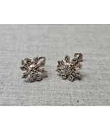 Vintage Snowflake/Winter Design Silver Tone Screw-On Earrings, 0.75&#39;&#39; Di... - £7.53 GBP