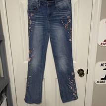 Driftwood Kelly Cherry Blossom Embroidered Bootcut Jeans Size 28x31 Read - $37.39