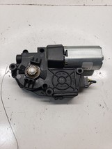 X1        2014 Roof Motor 1382374 - $38.61
