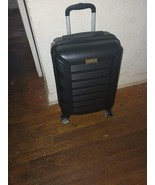 Jessica Simpson Hardside luggage, Spinner Wheel , Carry-On 20”, Pink - $554.91 MXN