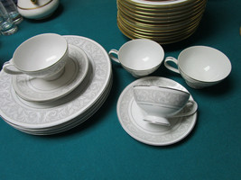 Japan China Sets 0TIMELESS Treasures White - Gold And Imperial Signed W. Dalton - £74.78 GBP+