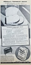 PILLSBURY&#39;S BEST XXXX - Enriched Flour - Favorite Bread - 1942 Vintage P... - $15.01 CAD