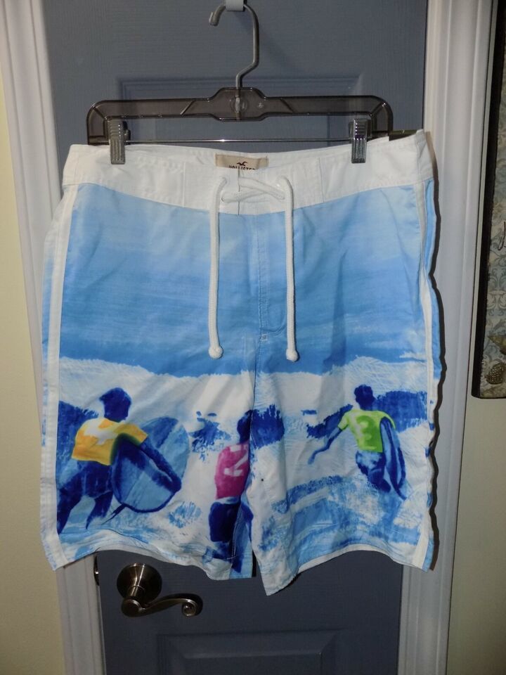 Hollister Surfing Print Board Shorts Size Large Men&#39;s NEW - $36.80